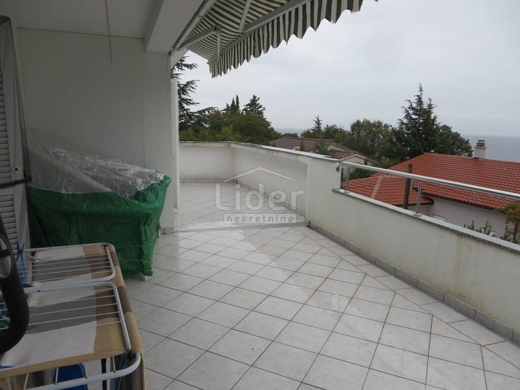 Image 1332328 - 3