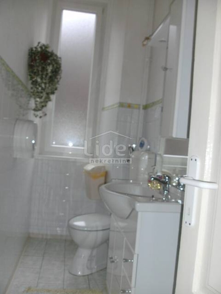 Image 1333286 - 6