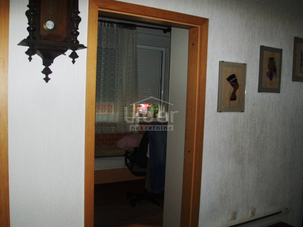Image 1333572 - 6