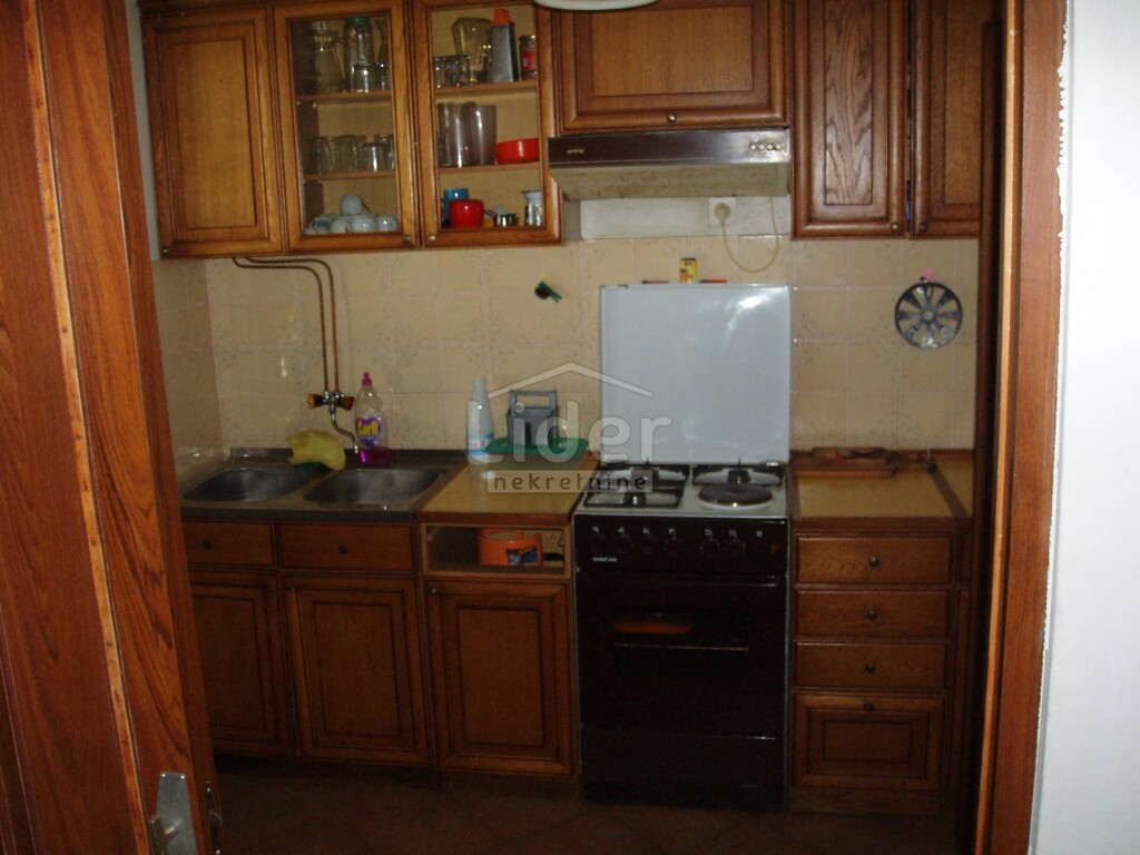 Image 1333857 - 16
