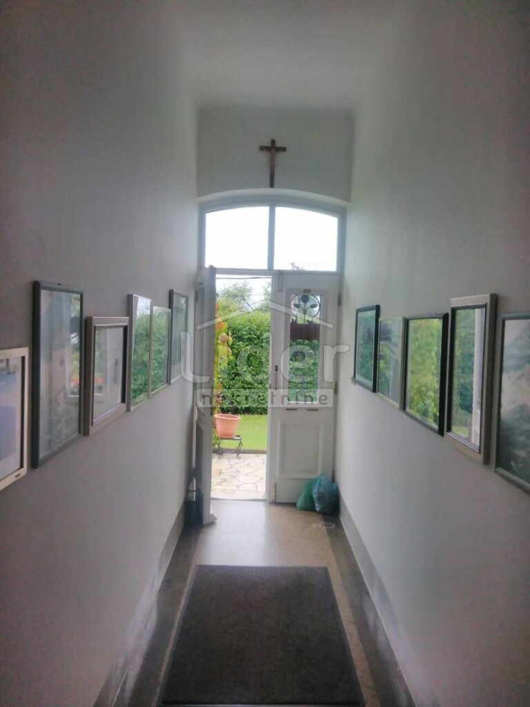 Image 1333959 - 12