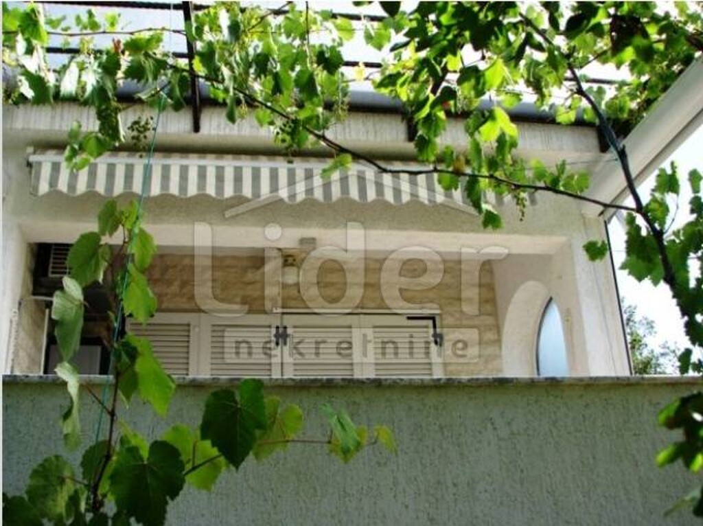 Image 1334107 - 6