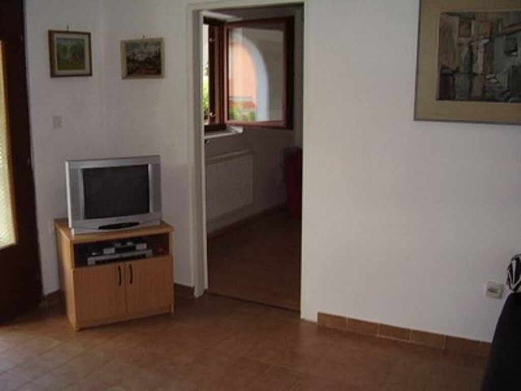 Image 1334218 - 3