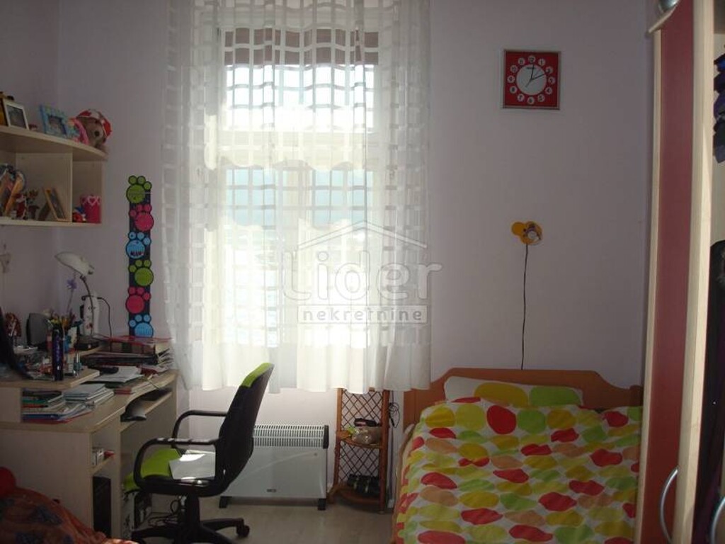 Image 1334304 - 7