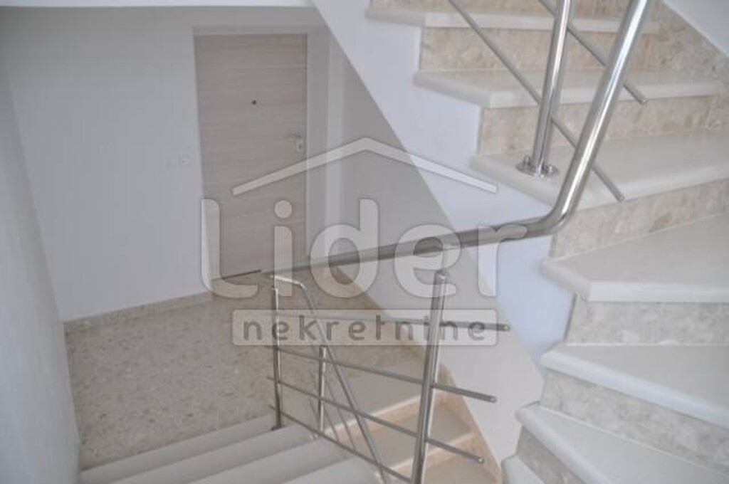 Image 1335284 - 3