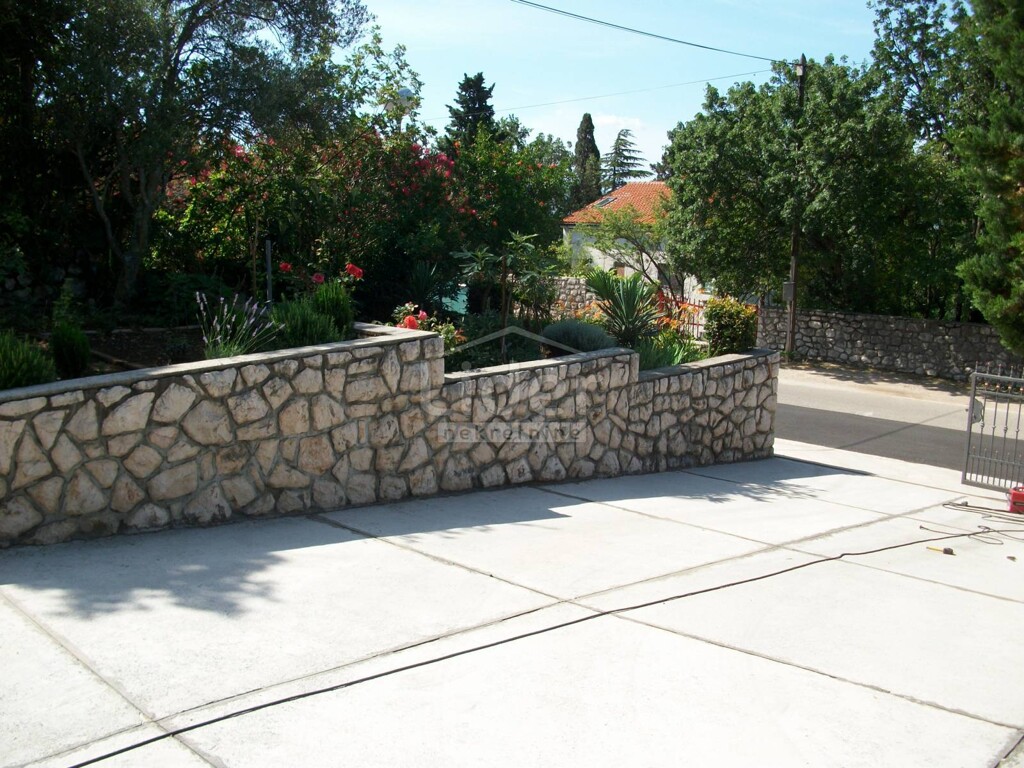 Image 1474956 - 2