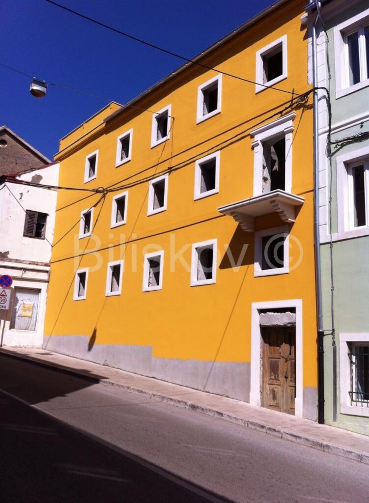 Image 1806882 - 1
