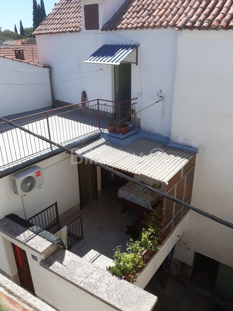 Image 1807245 - 2