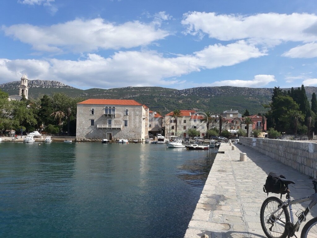Image 1807245 - 12