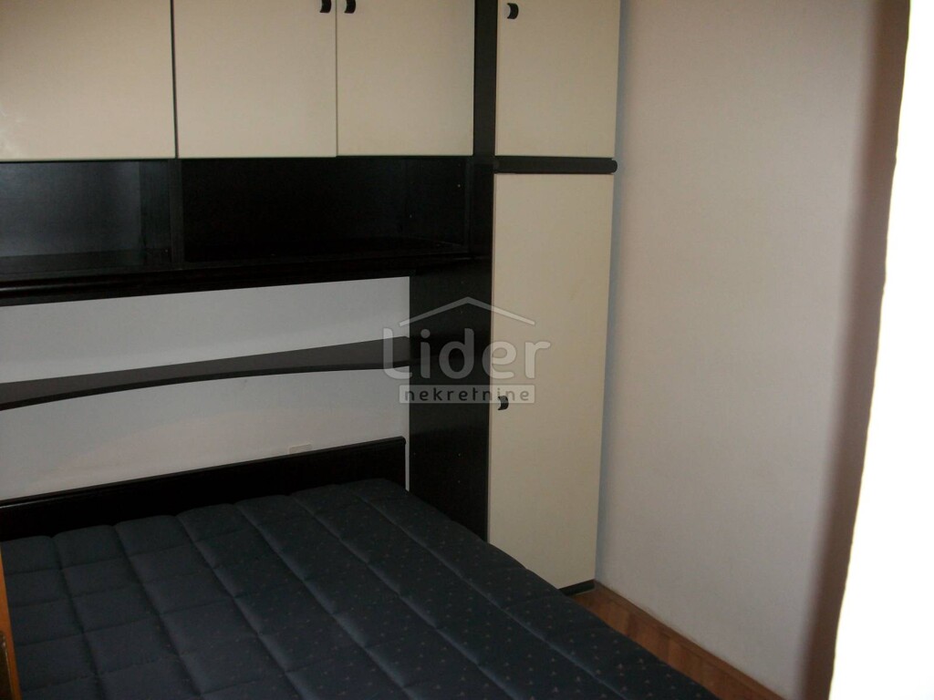 Image 2051214 - 6