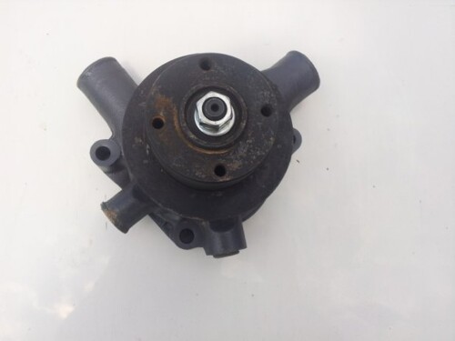 IMT,IMR RAKOVICA 65 TRAKTOR VODENA PUMPA