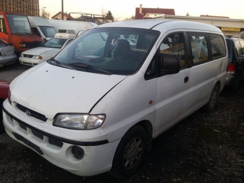 Hyundai H1, 2,5 TD SVX lwb putnički 8+1