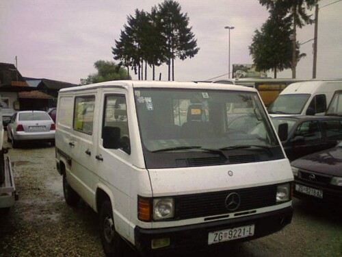 Mercedes MB100 kombi B kategorije