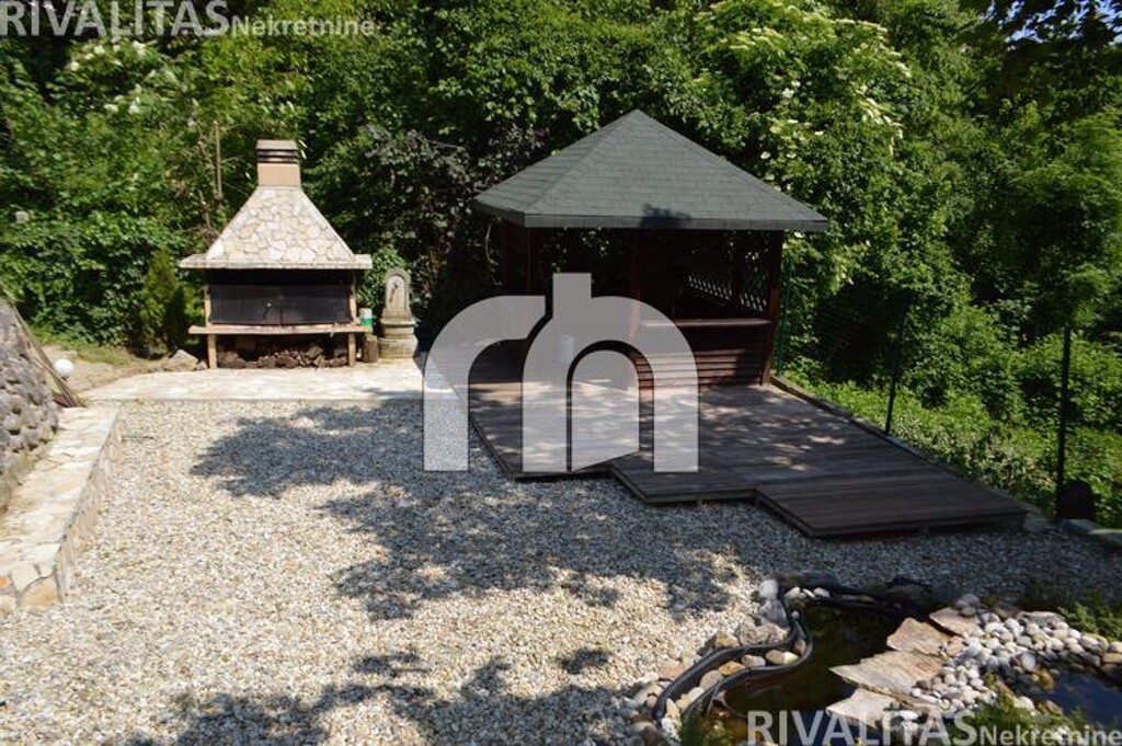 Image 2377192 - 4