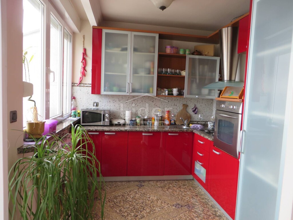 Image 2593587 - 5