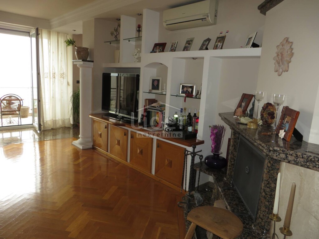 Image 2593587 - 17