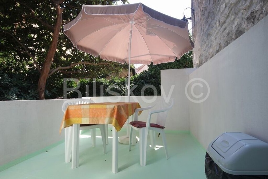 Image 3464585 - 6