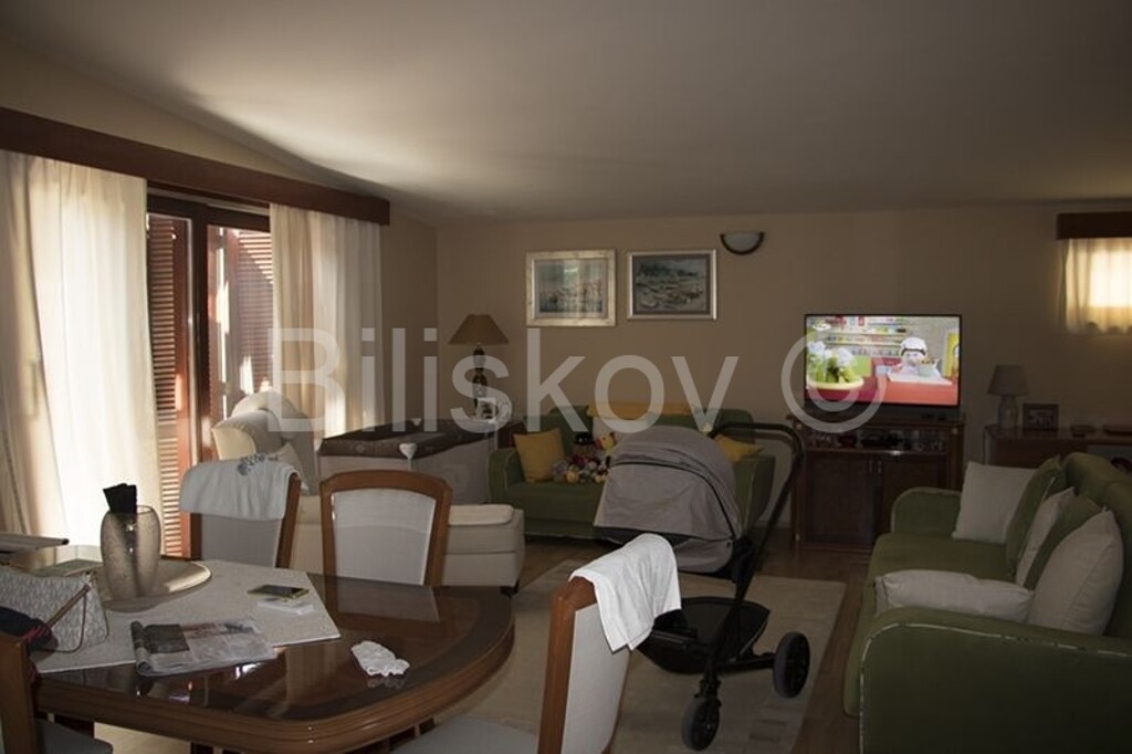 Image 3571635 - 9