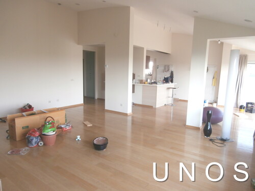 Thumbnail 3580222 - 5