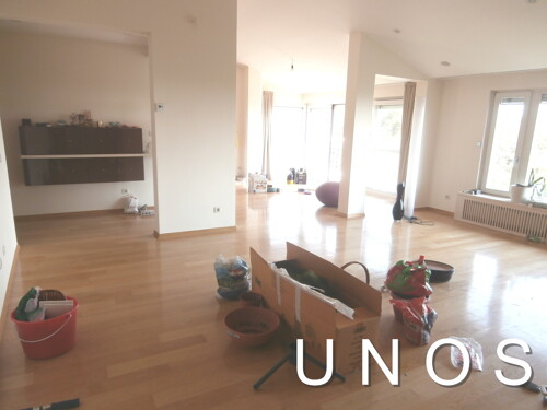 Thumbnail 3580222 - 4