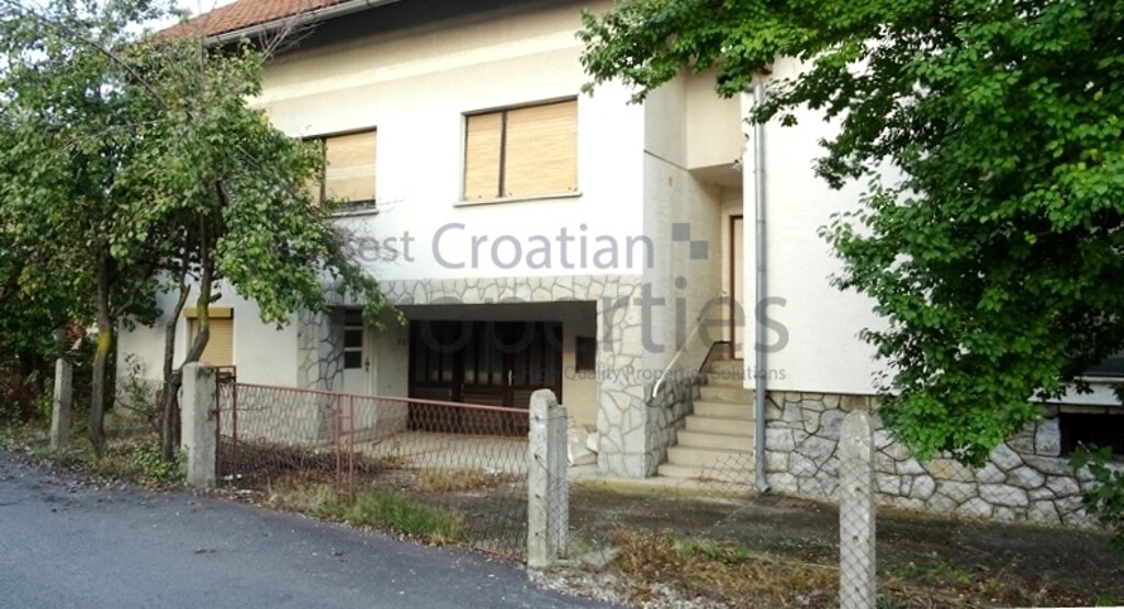 Image 3641631 - 9