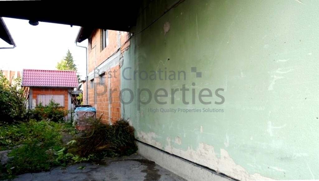 Image 3641631 - 7