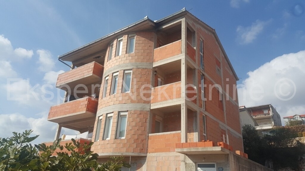 Image 3667060 - 1