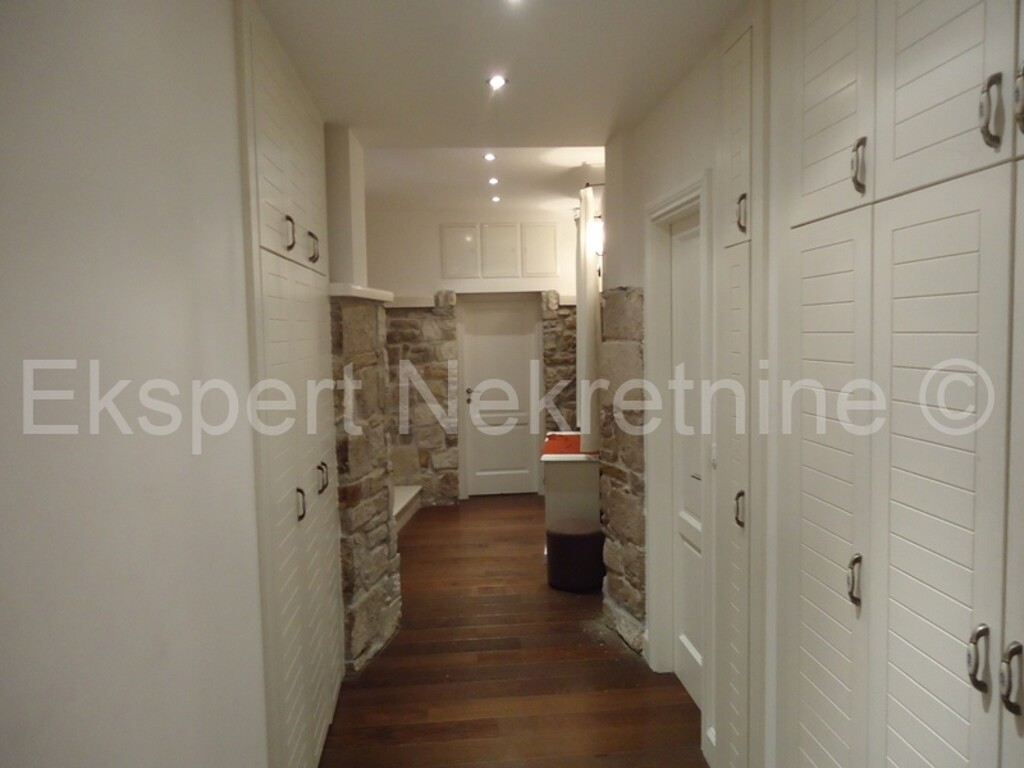 Image 3667112 - 6