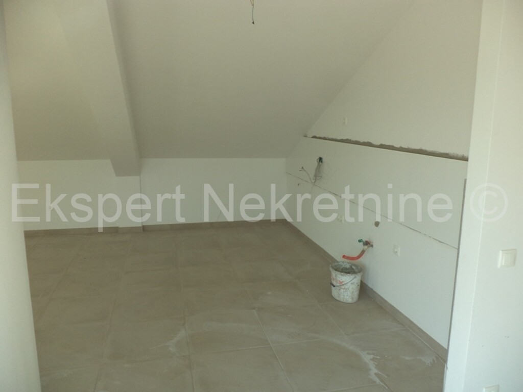 Image 3667242 - 14