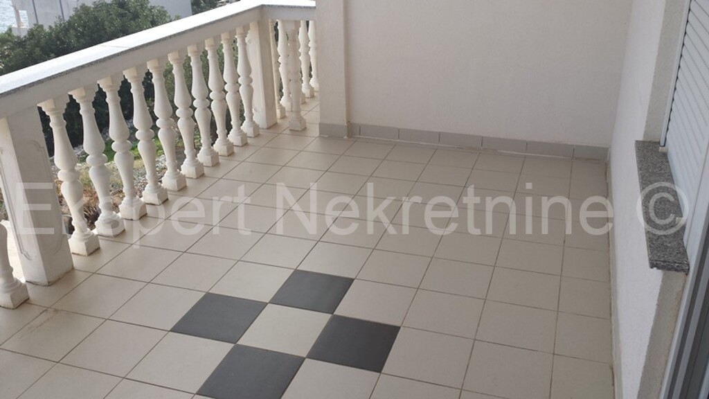 Image 3667348 - 6