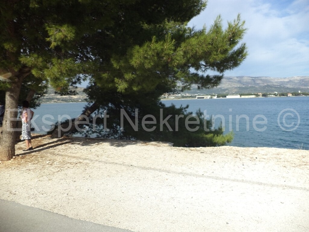 Image 3667462 - 9