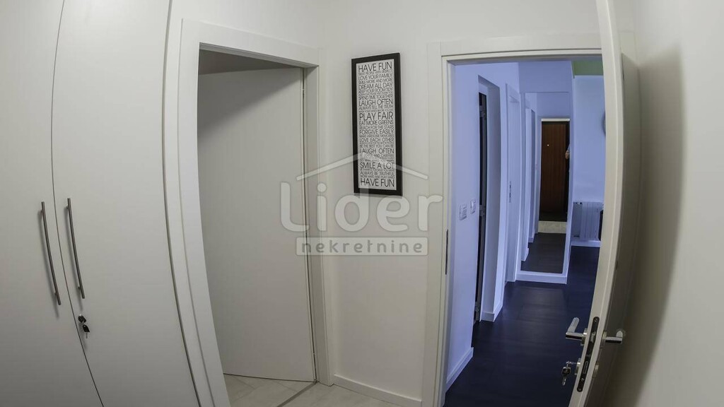 Image 3732108 - 8
