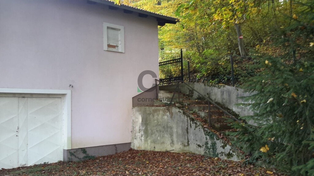 Image 3749052 - 4