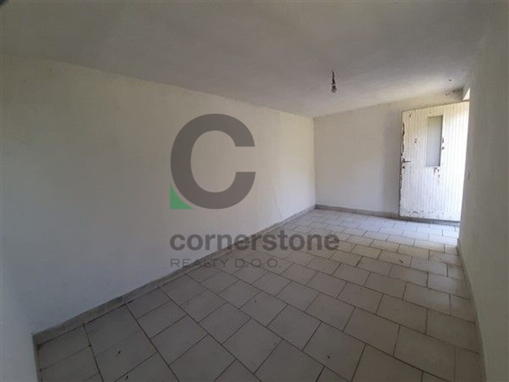 Image 3749052 - 17