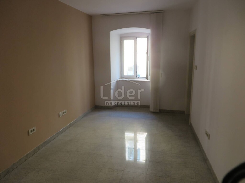 Image 3779592 - 2