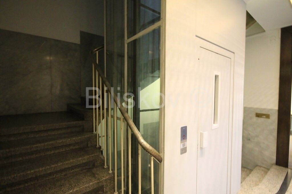 Image 3787594 - 9