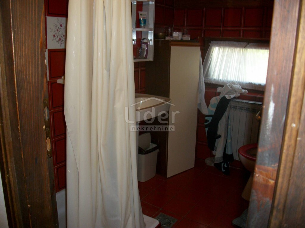 Image 3790958 - 9