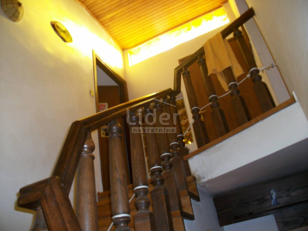 Image 3790958 - 11