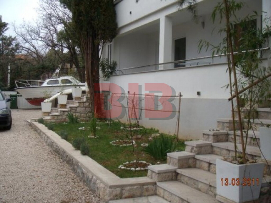 Image 3791593 - 2