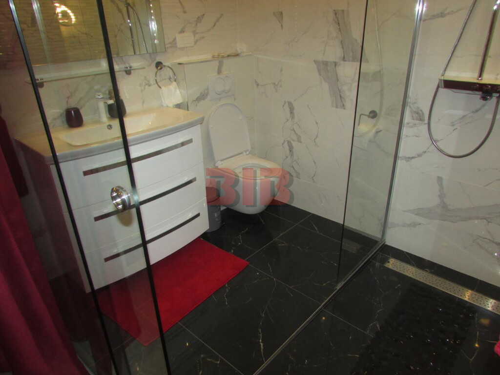 Image 3791823 - 17