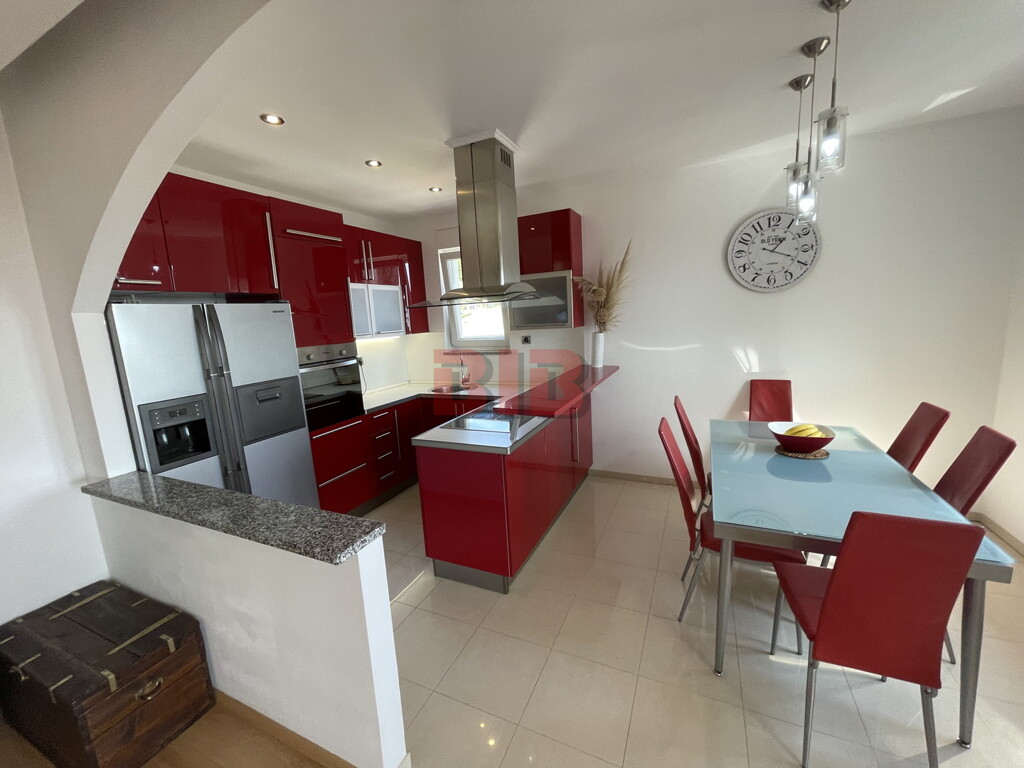 Image 3791863 - 5