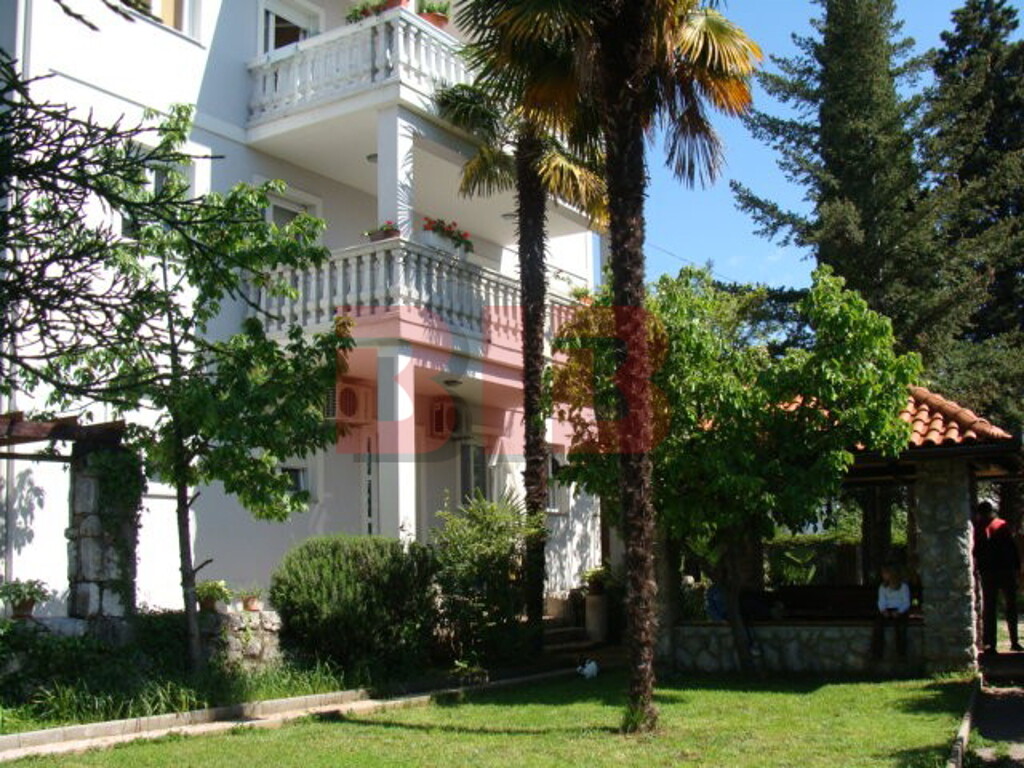 Image 3791863 - 28