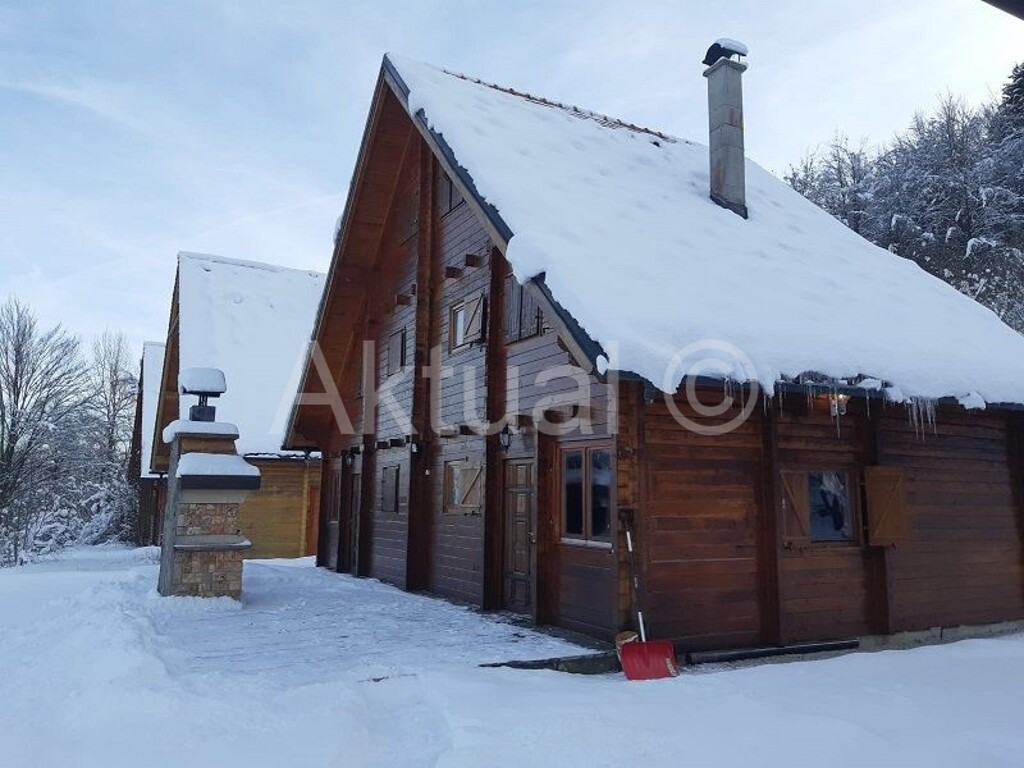 Image 3802939 - 5