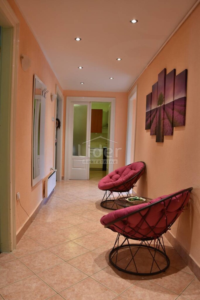 Image 3805003 - 6