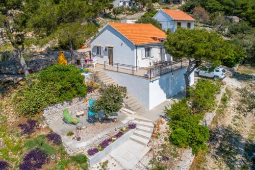 Kuća Eda - Brač Nerežišća