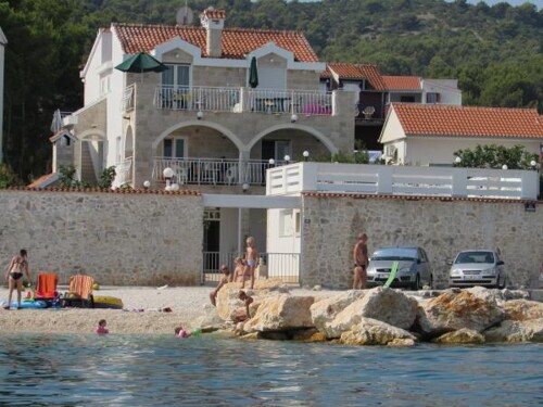 Apartmani Bonačića Dvori - Čiovo Slatine