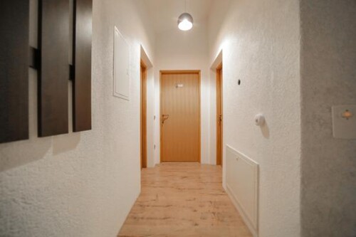 Thumbnail 3810639 - 11