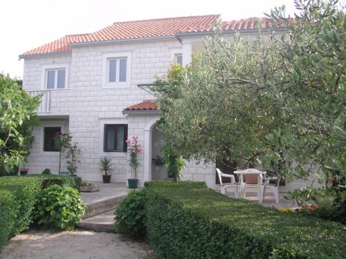 Apartmani Matić - Brač Supetar
