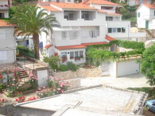 Apartmani Perić - Hvar Jelsa
