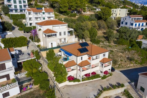 Apartmani Radevenjić - Omiš